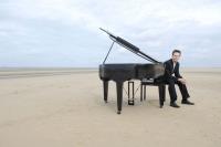Benjamin Clarke - The Wedding Pianist image 3