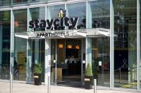 Staycity Aparthotels London Heathrow image 2