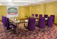 Courtyard by Marriott London Gatwick Airport image 1