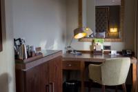DoubleTree by Hilton London - Victoria image 6