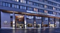 DoubleTree by Hilton London - Victoria image 1