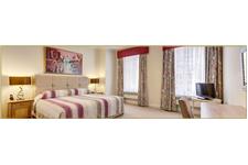 Mayfair Serviced Apartments image 1