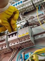Yellow Electrician image 8