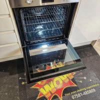 Ovenwow Oven Cleaning image 1