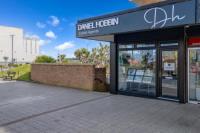 Daniel Hobbin Estate Agents Paignton image 3