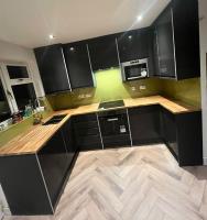 AT Kitchens & Joinery Ltd image 3