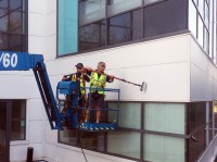 Cardiff Window Cleaner Ltd image 5