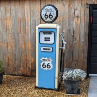 Retro Petrol Pumps image 2