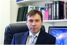 Dr Anton Alexandroff MRCP (UK) PhD FRSM FAAD Consultant Dermatologist image 1
