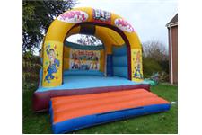 harborne bouncy castle hire image 2
