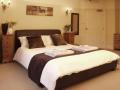 Airden House Guest Accommodation - York image 5
