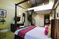 Apartment Hotels in Manchester City Centre - Roomzzz image 2