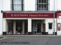 B Matthews logo