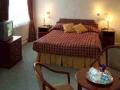 Best Western Mount Sorrel Hotel image 7