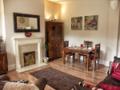 Camperdown House serviced apartment image 3