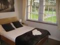 Camperdown House serviced apartment image 4