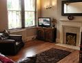 Camperdown House serviced apartment image 1