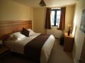 Crompton Court Serviced Apartments image 5