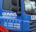 GUNNS TRANSPORT logo