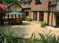 Garden & landscape design by award winning, Kent based Oakliegh Manor logo