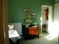 Hanningfield Holiday Cottage image 4