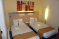 Holiday Inn Express - Edinburgh City Centre image 4
