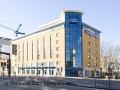 Holiday Inn Express Hotel London-Stratford image 5