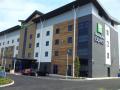 Holiday Inn Express Kettering image 2