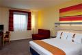 Holiday Inn Express London-Watford Junction image 8