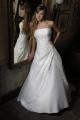 Hunny Bee Bridal Gowns image 2
