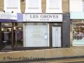 Les Groves logo