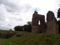 Ludgershall Castle and Cross image 7