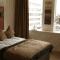 Mercure Bristol Holland House Hotel and Spa image 3