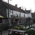 Old Lock & Weir Inn image 2