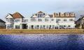 Roslin Beach Hotel image 7