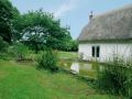 Thatched holiday cottage in Dorset with dogs image 1