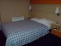 Travelodge Slough image 6