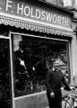 W F Holdsworth Ltd (cycle shop) logo