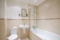 Executive Serviced Apartments Swindon image 2