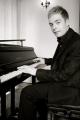 Pianist               (weddings & Events) logo