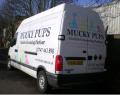 Mucky Pups Mobile Grooming Parlour logo