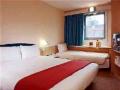 HOTEL IBIS LONDON CITY image 8