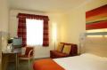 Hotel Express By Holiday Inn Warrington image 4