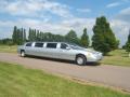 G and R limousines image 1