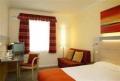 Hotel Express By Holiday Inn Warrington image 3