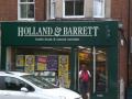 Holland & Barrett image 3