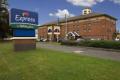 Holiday Inn Express Birmingham Oldbury image 5