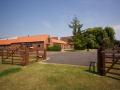 Elms Farm Holiday Cottages Lincolnshire Self Catering Accommodation image 1
