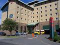 Hotel Ibis London Gatwick Airport image 2